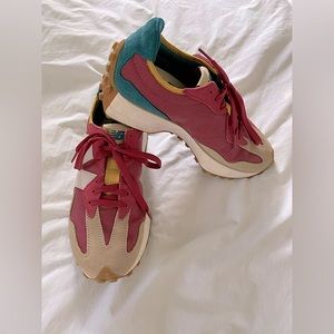 Women’s 327 New Balance Sneaker.